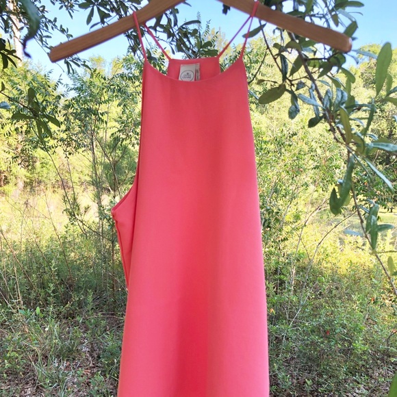 Paper Crane Tops - Flowy coral tank top
